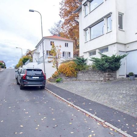 Boende I Ett Lugnt Och Centrumnaera Villaomrade Gothenburg Exterior photo